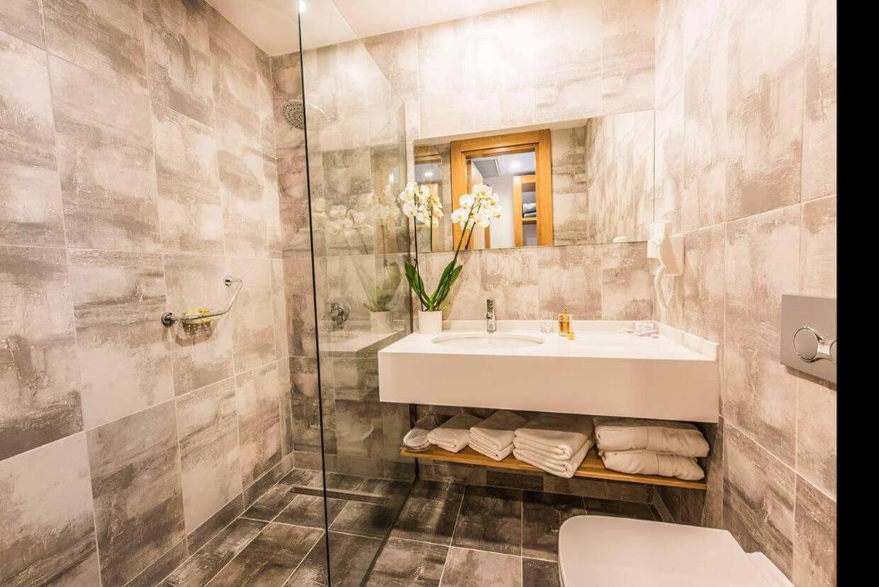 Ingate Hotel Famagusta  Luaran gambar